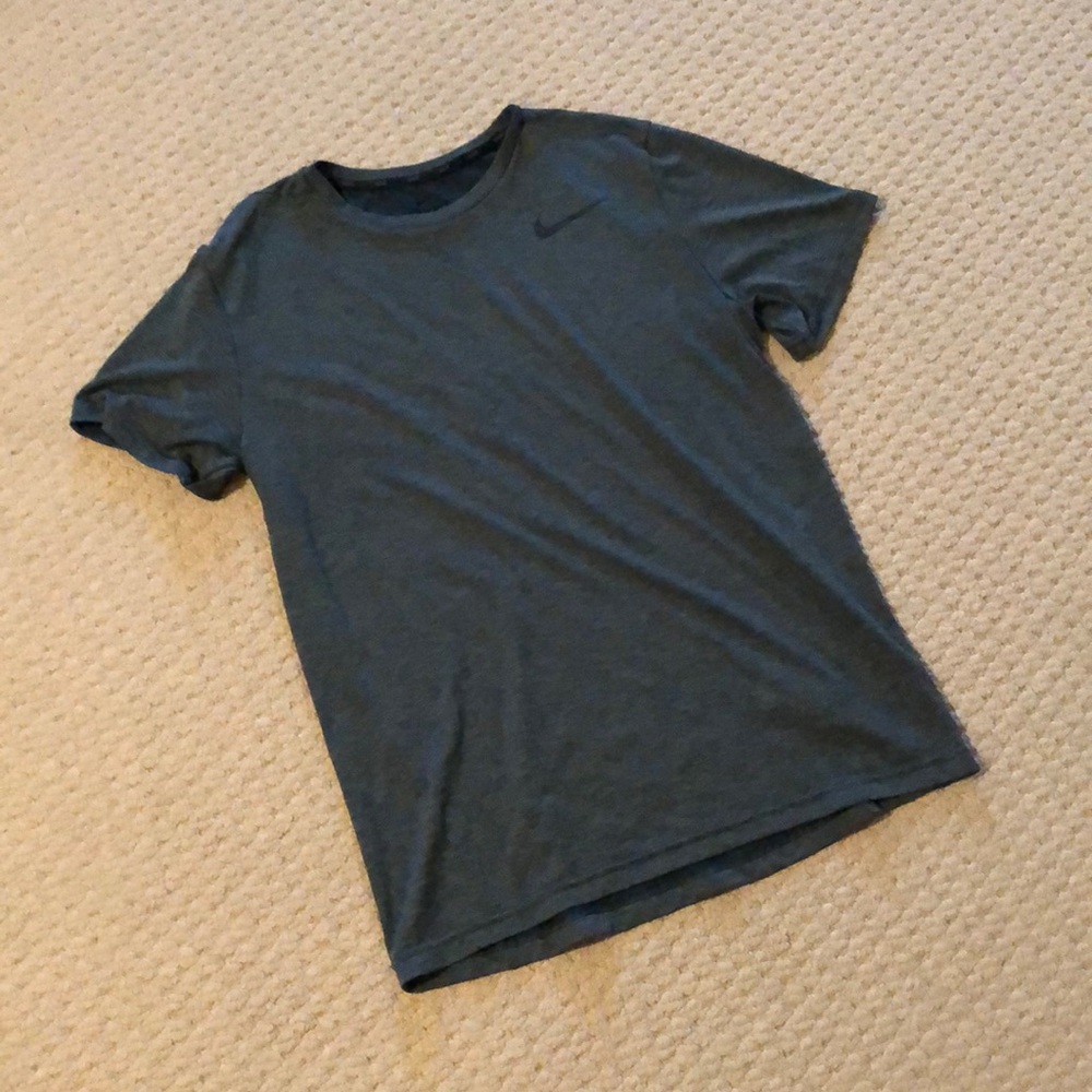 Men’s Nike Tee Shirt